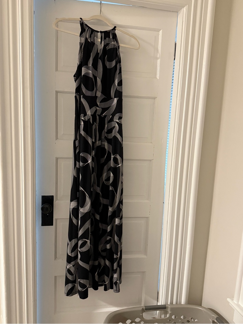London Times Black & White Abstract Maxi Dress Size 14